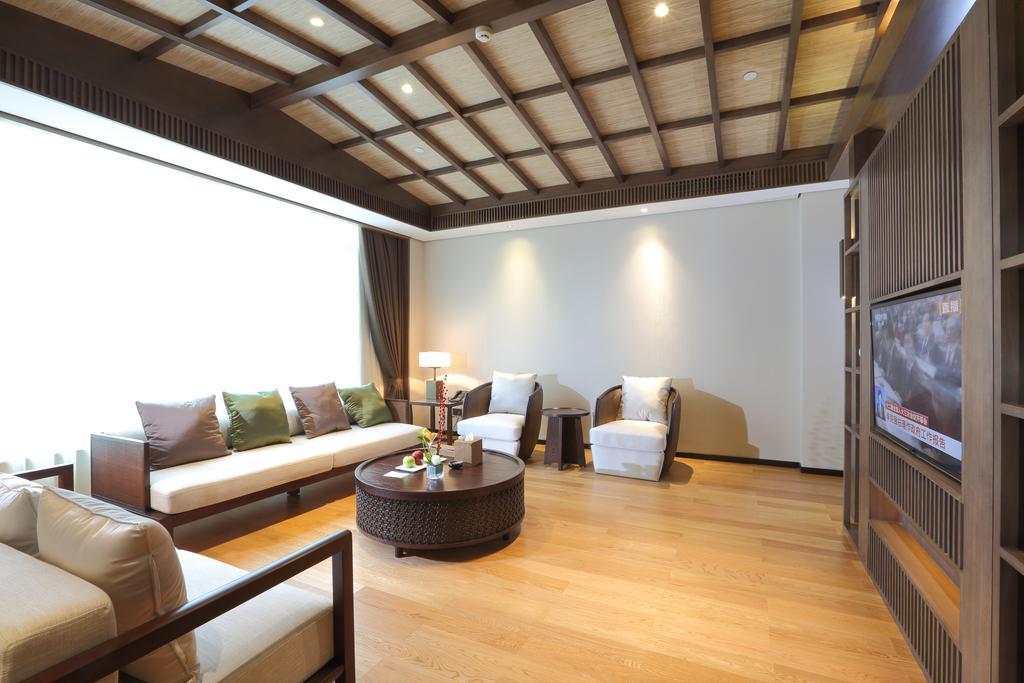 S&N Zhejiang Linhai International Hotel 객실 사진