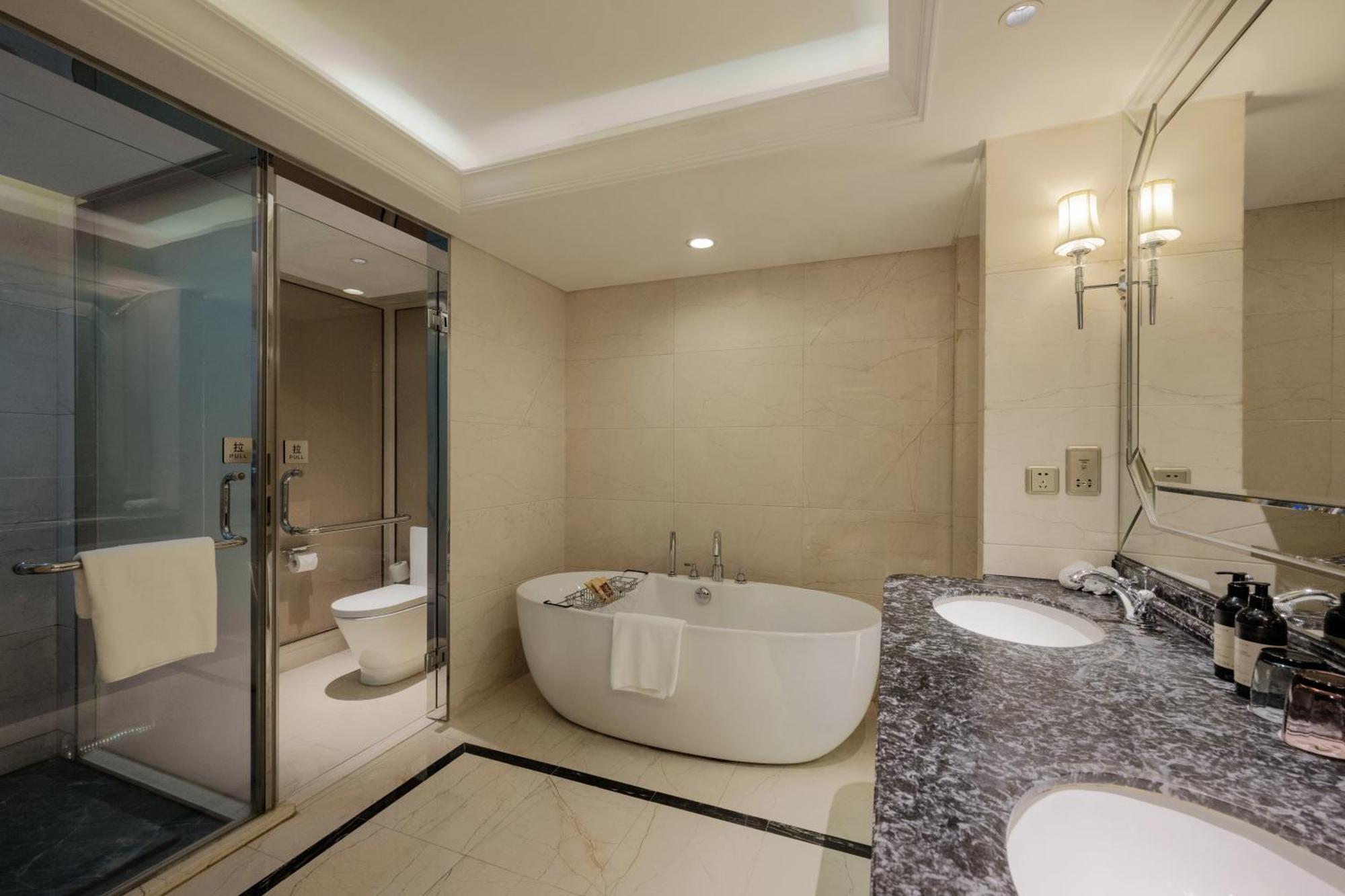 S&N Zhejiang Linhai International Hotel 외부 사진