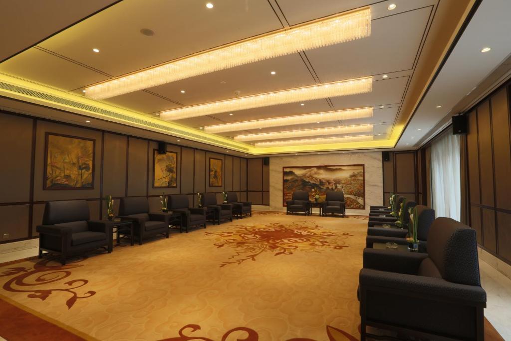 S&N Zhejiang Linhai International Hotel 외부 사진