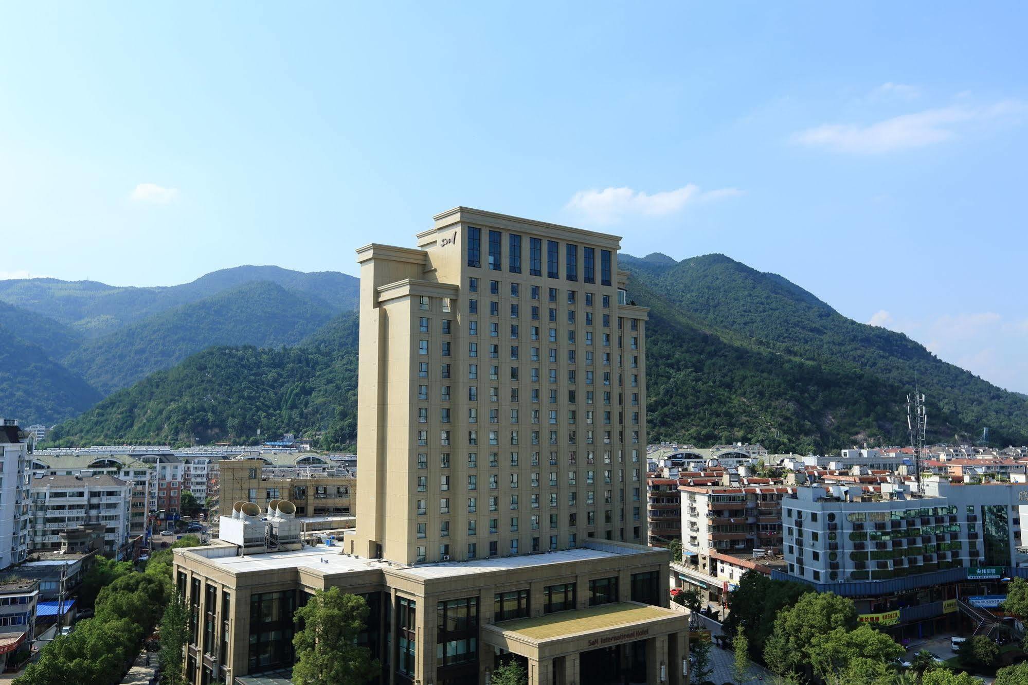 S&N Zhejiang Linhai International Hotel 외부 사진