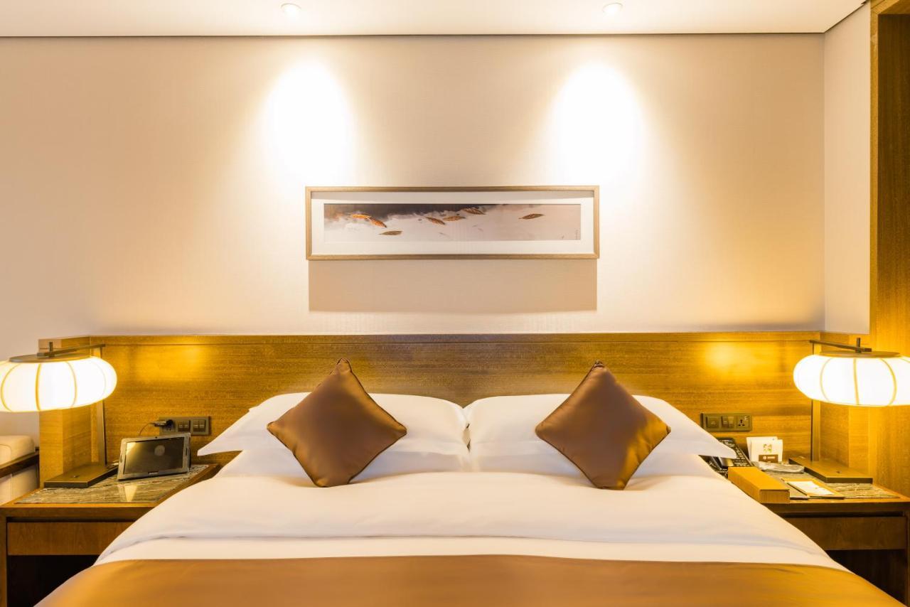 S&N Zhejiang Linhai International Hotel 외부 사진