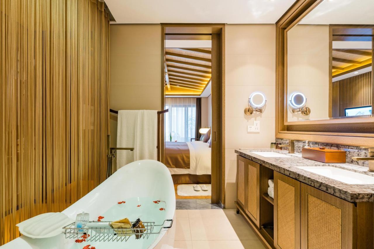 S&N Zhejiang Linhai International Hotel 외부 사진