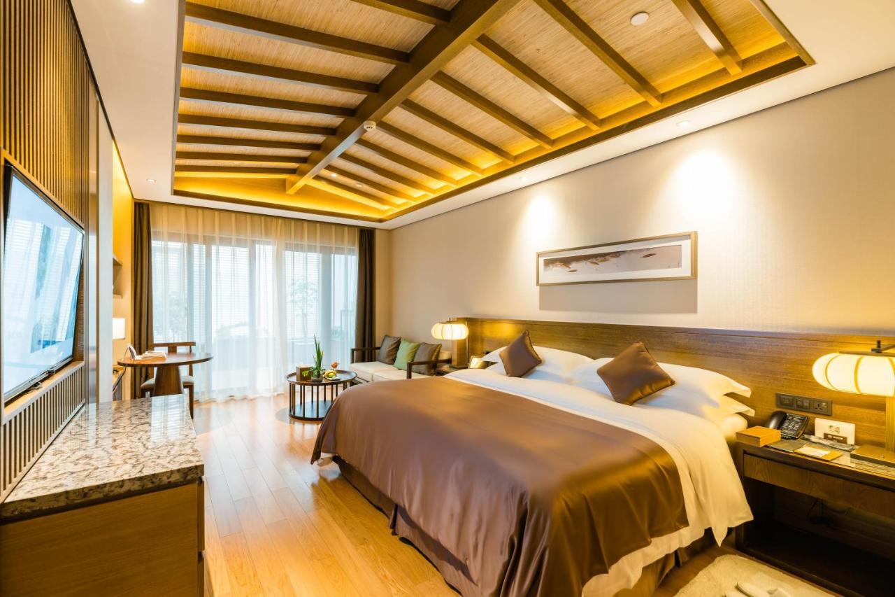 S&N Zhejiang Linhai International Hotel 외부 사진